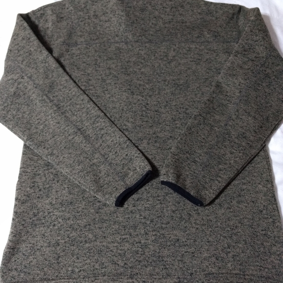 Halfzip Fleece Pullover - Picture 2 of 5